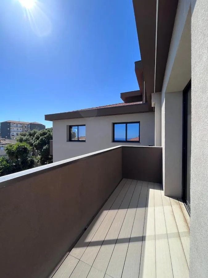 Ollen Apartments Catania 4*,