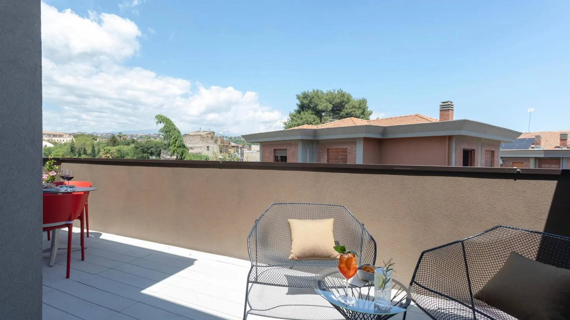 Ollen Apartments Catania Aparthotel