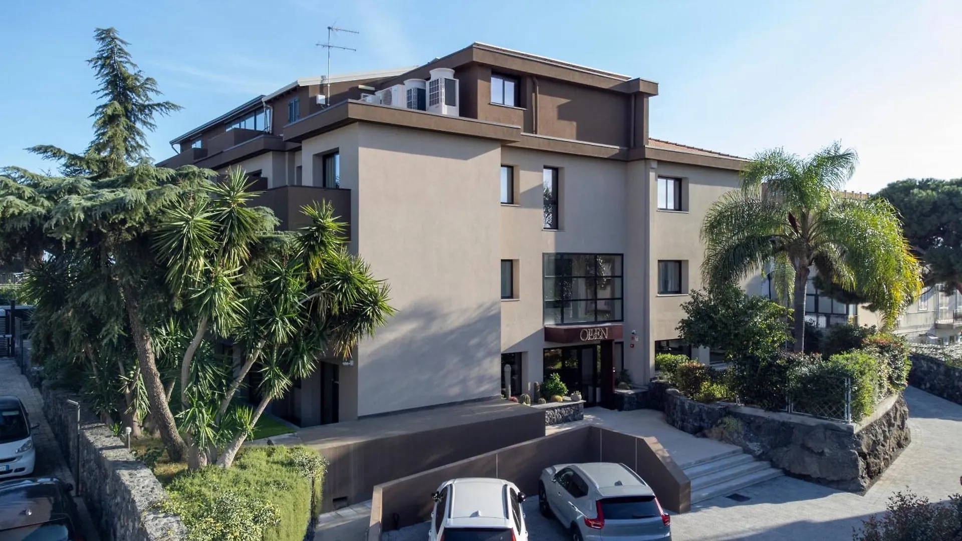 Ollen Apartments Catania Aparthotel