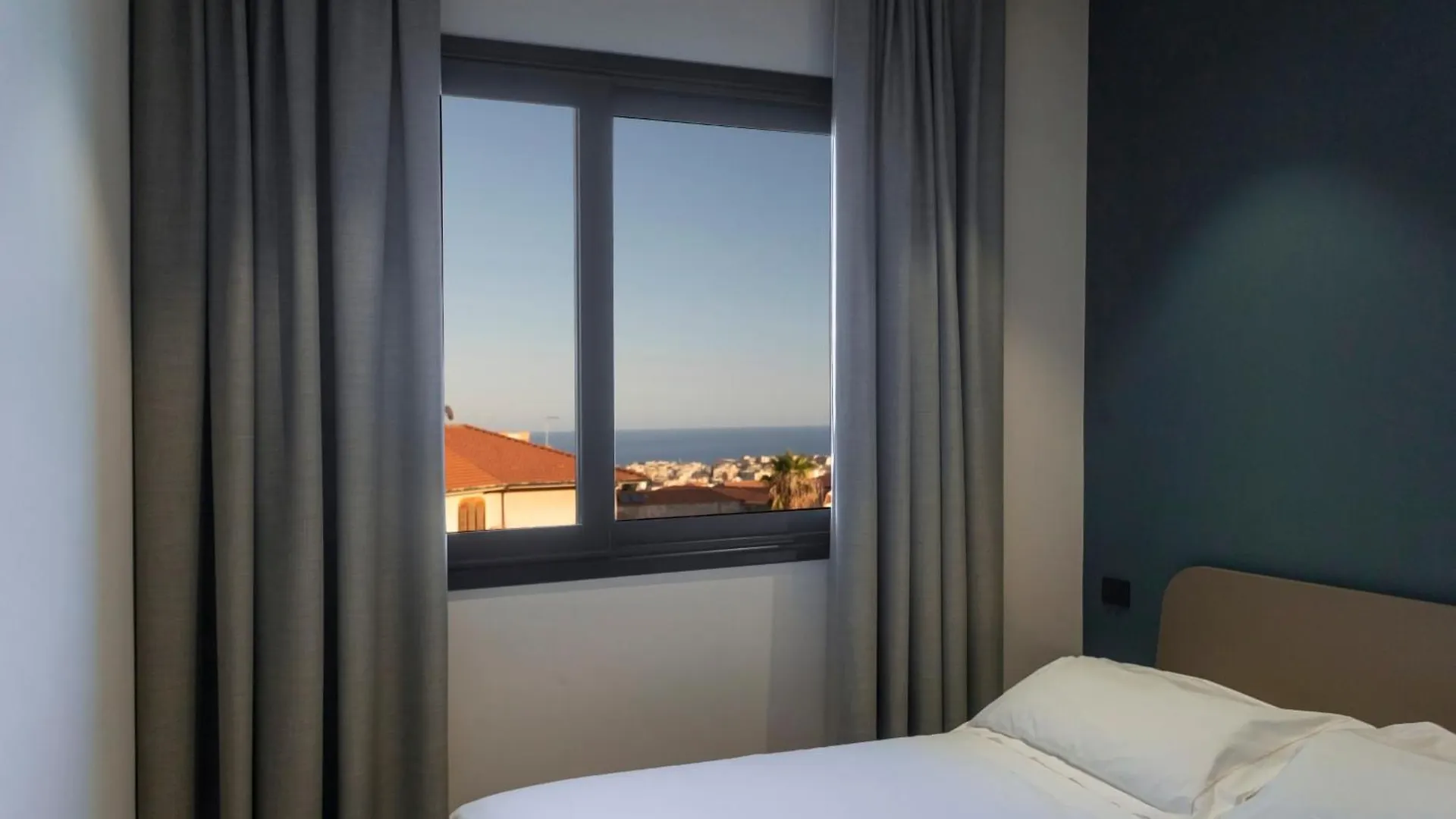 Ollen Apartments Catania 4*,  Italy
